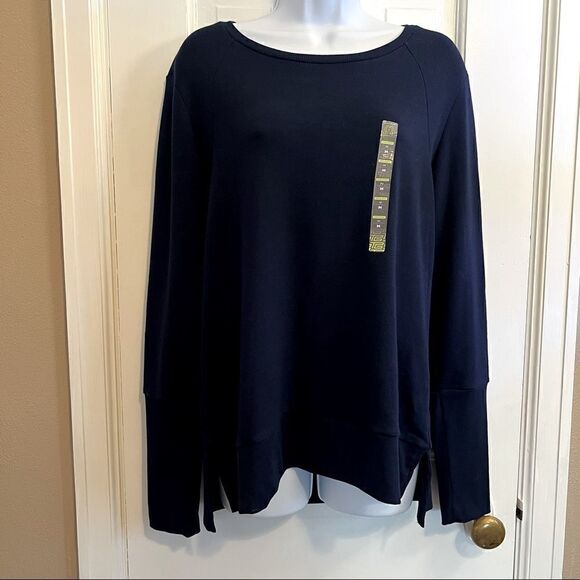 Tek gear NWT sweater  - Picture 1 of 8